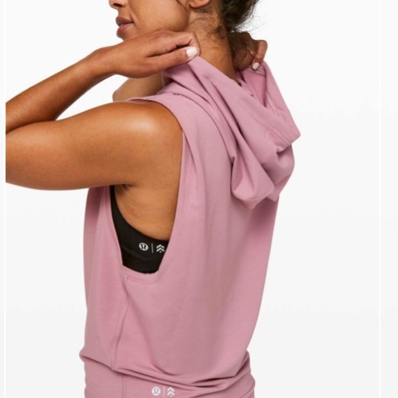 Lululemon Stronger As One Hoodie (Barry’s Bootcamp)(NWT) - Picture 2 of 8